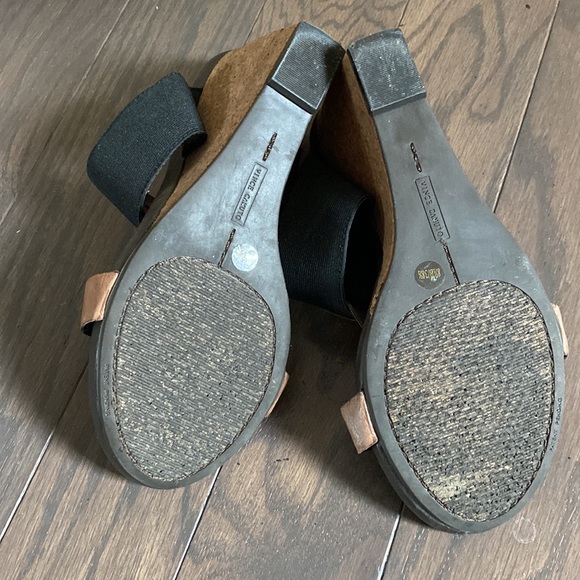 Vince Camuto 8.5 Wedged Heels EUC - Picture 7 of 8